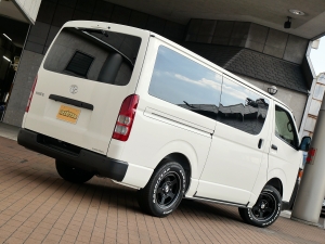 ハイエースバンDX　4WD　ディーゼル　丸目