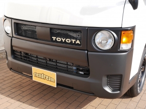 ハイエースバンDX　4WD　ディーゼル　丸目