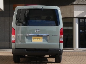 ハイエースバンディーゼル4WD　アースカラーパッケージ６Ｘ３アーバンカーキ