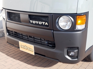 ハイエースバンディーゼル4WD　アースカラーパッケージ６Ｘ３アーバンカーキ