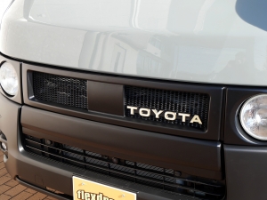 ハイエースバンディーゼル4WD　アースカラーパッケージ６Ｘ３アーバンカーキ