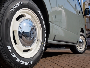 ハイエースバンディーゼル4WD　アースカラーパッケージ６Ｘ３アーバンカーキ