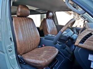 ハイエースバンディーゼル4WD　アースカラーパッケージ６Ｘ３アーバンカーキ