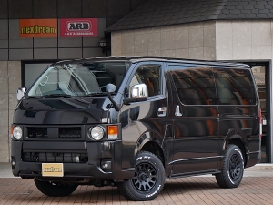 ハイエースＶディーゼル4WD　丸目カスタム　ネオクラシック