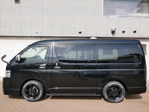 ハイエースワゴン１０人乗り　車中泊できる街乗り仕様車