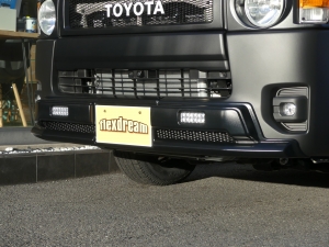 ハイエースバン４ＷＤ S-GL『FD-classic丸目換装』