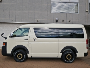 ハイエースワゴン10人乗りワゴン　車中泊できる街乗り仕様車