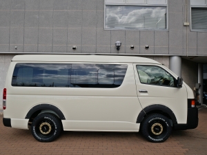 ハイエースワゴン10人乗りワゴン　車中泊できる街乗り仕様車