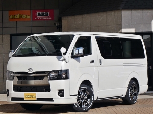ハイエースＶ新車一部改良後　ディーゼル四駆