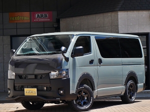 ハイエースＶディーゼル4WD　アースカラーパッケージ6X3アーバンカーキ