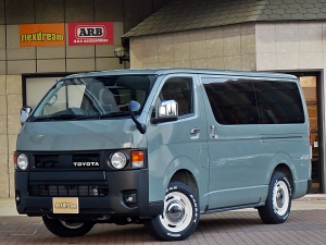 ハイエースバンディーゼル4WD　アースカラーパッケージ6X3アーバンカーキ