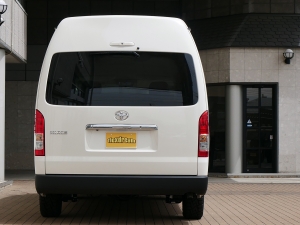 ハイエースバン新車アウトレットスパロン　4WD　ディーゼル