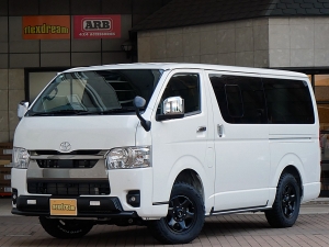ハイエースＶ新車一部改良後　ディーゼル四駆