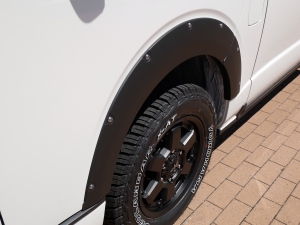 ハイエースバン新車一部改良後　ディーゼル四駆