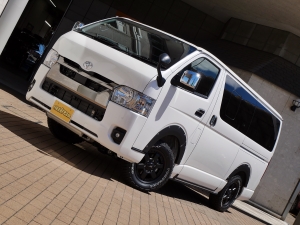ハイエースバン新車一部改良後　ディーゼル四駆