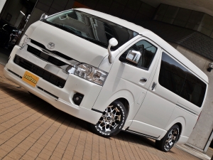 ハイエースワゴン１０人乗り　車中泊できる街乗り仕様車