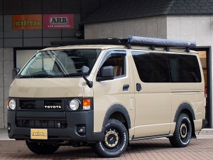 ハイエースＶディーゼル4WD　アースカラーパッケージ4V6ベージュ