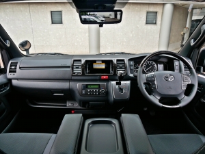 ハイエースバン新車一部改良後　ディーゼル四駆