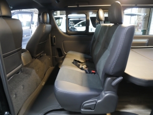 ハイエースバン新車一部改良後　ディーゼル四駆
