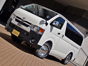 ハイエースバンディーゼル4WD　MONOBOX丸目カスタム