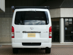 ハイエースバン新車一部改良後　ディーゼル四駆