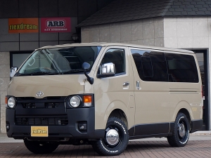 ハイエースバンディーゼル4WD　アースカラーパッケージ4V6ベージュ