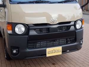 ハイエースバンディーゼル4WD　アースカラーパッケージ4V6ベージュ