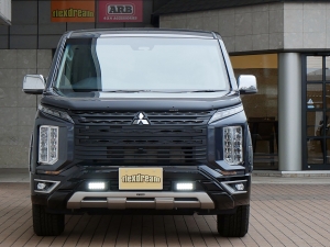 デリカＤ５新車アウトレット三菱デリカD：5　Ｐ