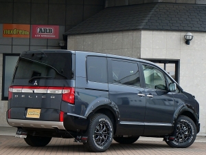 デリカＤ５新車アウトレット三菱デリカD：5　Ｐ
