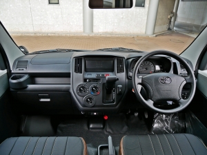 タウンエースタウンエース　FD-BOX　車中泊できるライトキャンピングカー