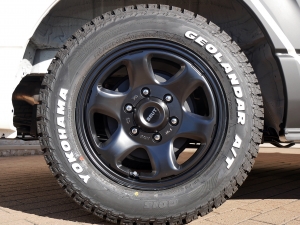 ハイエースバンDX　4WD　ディーゼル　丸目