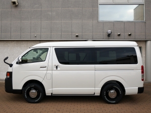ハイエースワゴン１０人乗り　車中泊できる街乗り仕様車