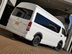 ハイエースワゴン車中泊　キャンピング仕様　オフロード