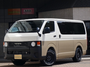 ハイエースバン新車ハイエースDX　丸目カスタム