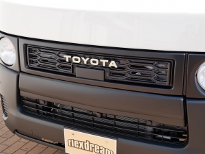 ハイエースバン新車ハイエースDX　丸目カスタム