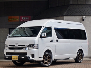 ハイエースワゴン１０人乗り　車中泊できる街乗り仕様車
