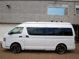 ハイエースワゴン１０人乗り　車中泊できる街乗り仕様車