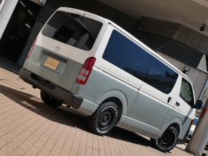 ハイエースバン新車ハイエースDX　丸目カスタム