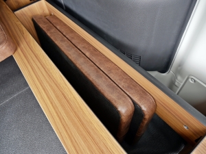 タウンエースタウンエース　新車コンプリート　MONOBOX
