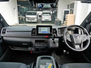 ハイエースバン改良後モデル　9型　ディーゼル