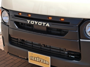 ハイエースバン９型ハイエースDX　丸目カスタム