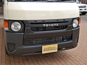 ハイエースバン９型ハイエースDX　丸目カスタム