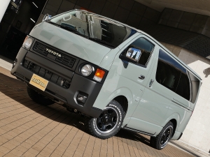 ハイエースバン新型　モデルチェンジ　改良後