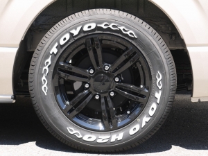ハイエースワゴン新車：ハイエースワゴン４ＷＤ