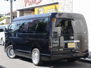 ハイエースワゴン新車：ハイエースワゴン４ＷＤ