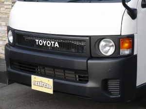 ハイエースＶ新車：ハイエースバン４ＷＤ