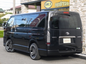 ハイエースバン新車：ハイエースバン４ＷＤ