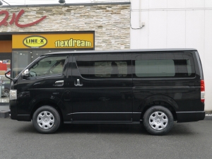 ハイエースバン新車：ハイエースバン４ＷＤ