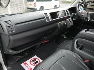 ハイエースワゴン新車：ハイエースワゴン４ＷＤ