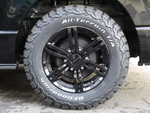 ハイエースワゴン新車コンプリート　即納車　５型